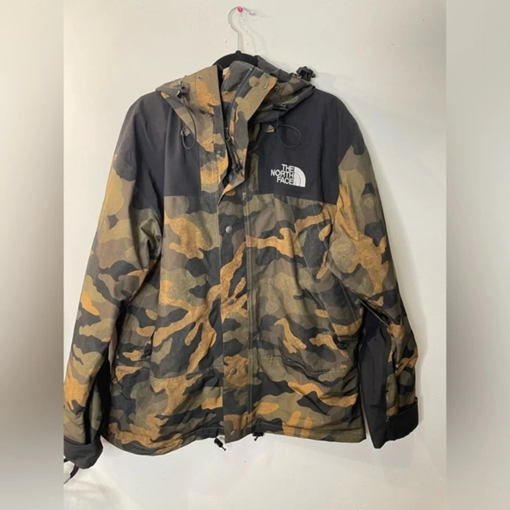 The North Face 1990‎ Mountain Jacket GTX Camo size xl